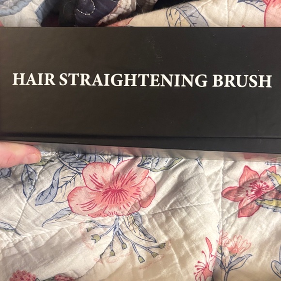 Pink and Black Hair Styling Brush - Picture 3 of 4